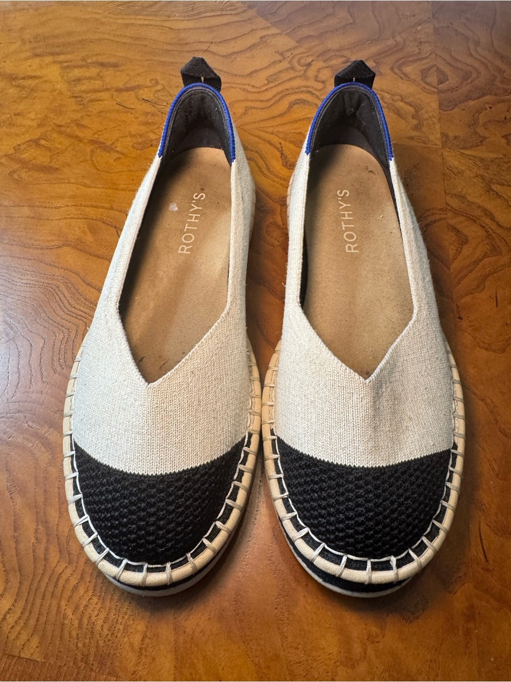 Rothys black blue cream women’s flats size 6 worn once.